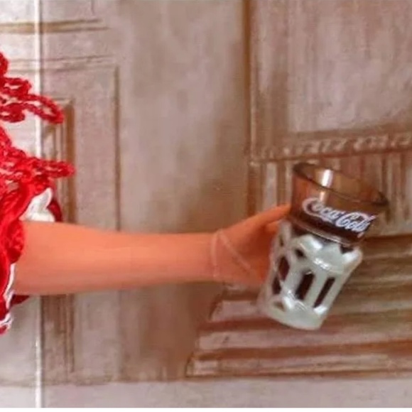 Vintage 1996 Soda Fountain Sweetheart Barbie / Coca Cola - Picture 3 of 8